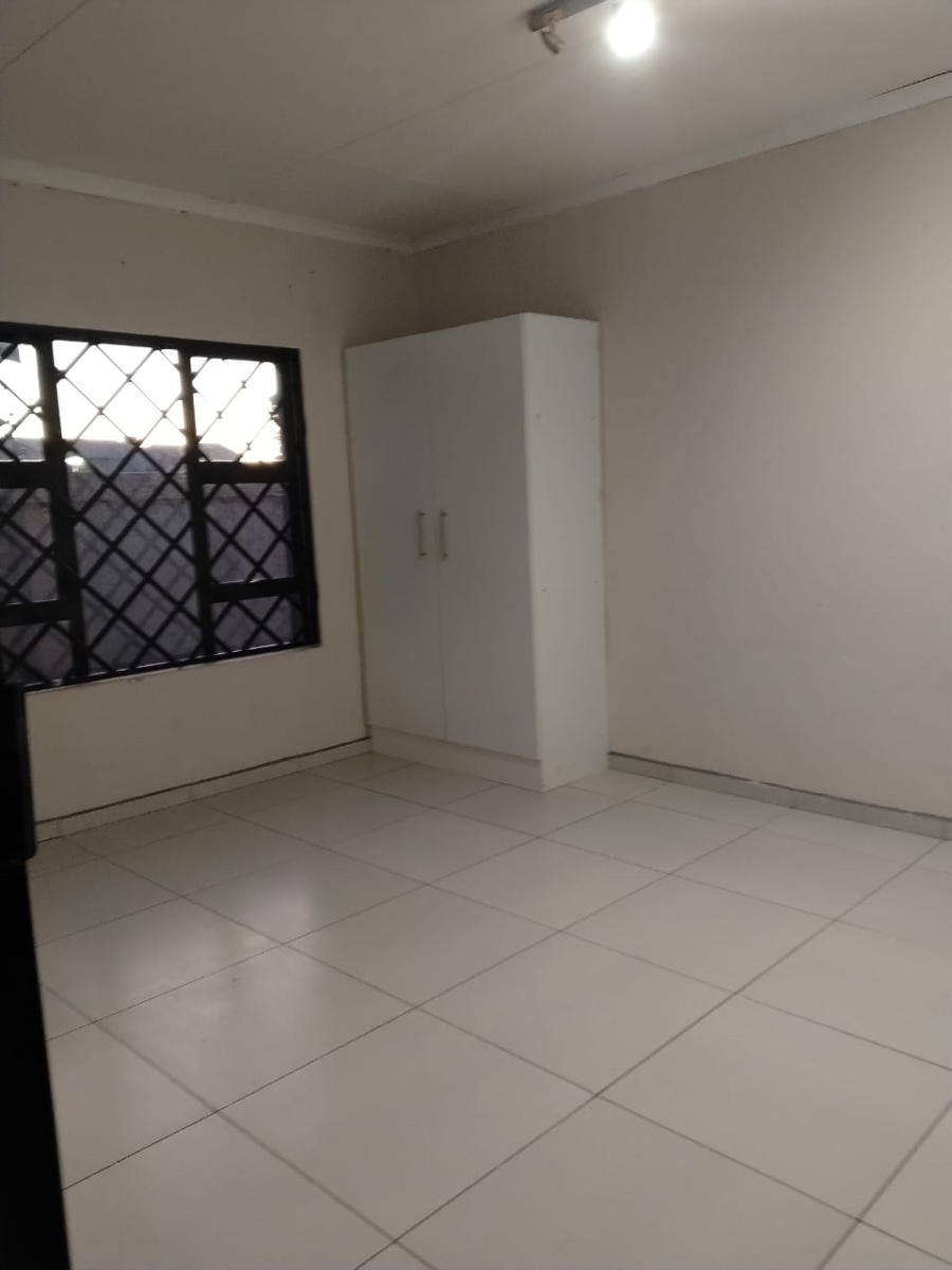 5 Bedroom Property for Sale in Flamwood North West